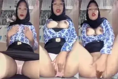 Bokep Jilbab SMA Jilbab Kacamata Batik Colmek